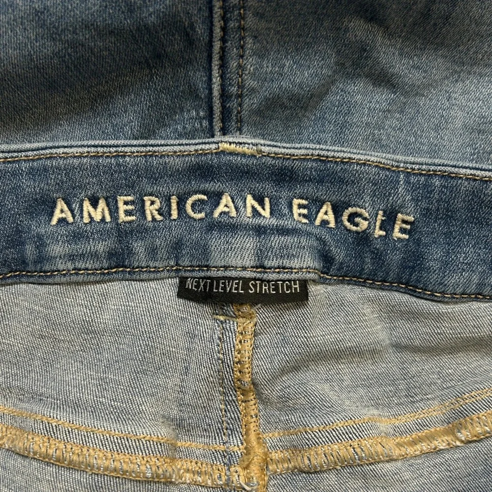 American Eagle Curvy Hi-Rise Shortie Next Level Stretch Denim Jorts Blue 14